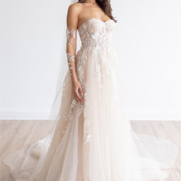 Austin Strapless Corset Tulle Wedding Gown Wtoo By Watters - Picture 3 of 7